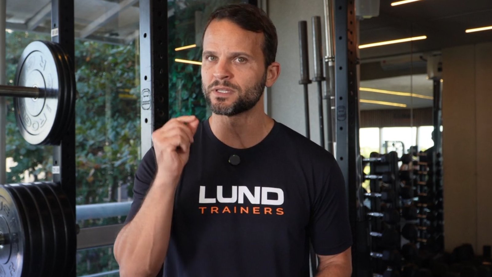 Rafa Lund apresentando o TBE na Lund Trainers